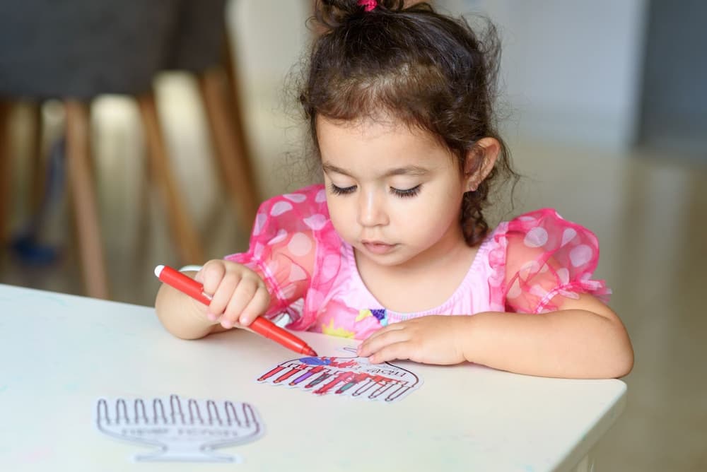 Design on Paper Table Cloth